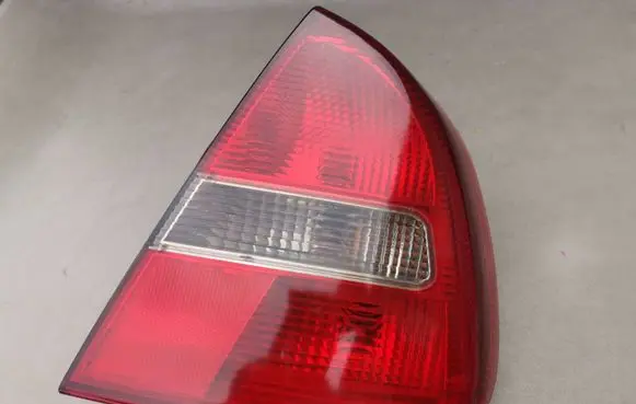 Mitsubishi Carisma Rear/tail lights 151086