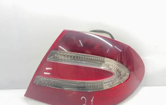 Rear/tail lights