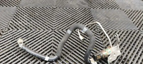 Audi Q5 SQ5 FY Fuel pressure sensor 059906054G