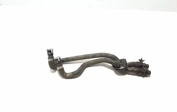 Engine coolant pipe/hose