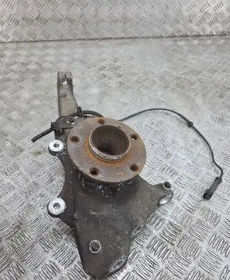 BMW 6 F12 F13 Front wheel hub