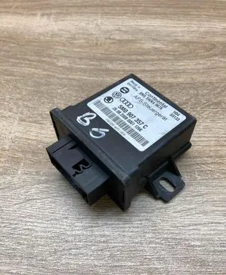 Volkswagen Golf VI Light module LCM 5M0907357C 5WK49676