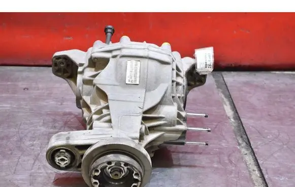 Jeep Grand Cherokee Rear differential P68184737AB