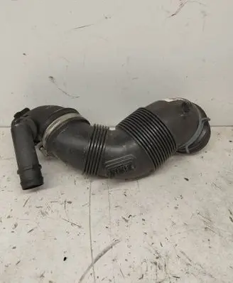 Audi A3 S3 8V Air intake hose/pipe 5Q0129654E ET446481