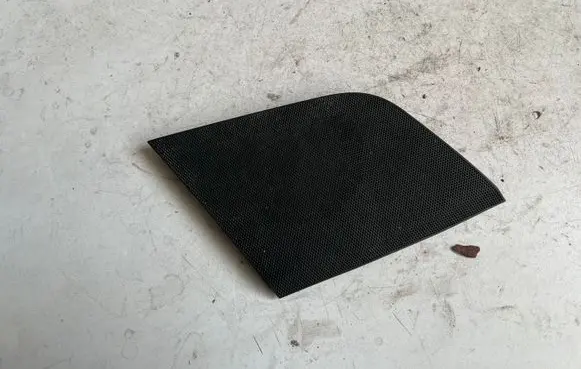 Side speaker trim/cover