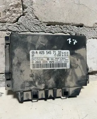 Mercedes-Benz E W211 Parking PDC control unit/module A0255457132