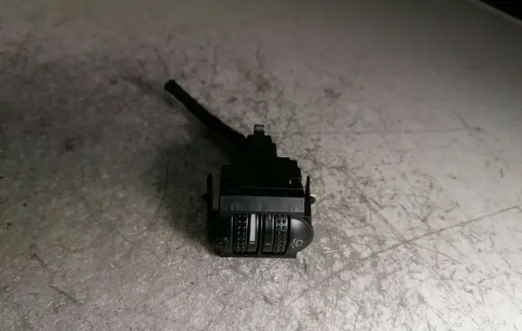 Volkswagen PASSAT B5 Headlight level height control switch 3B0941333C