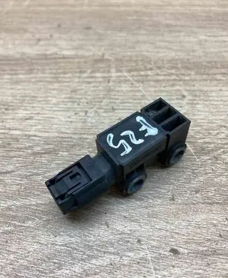 BMW 5 F10 F11 Airbag deployment crash/impact sensor 9224176