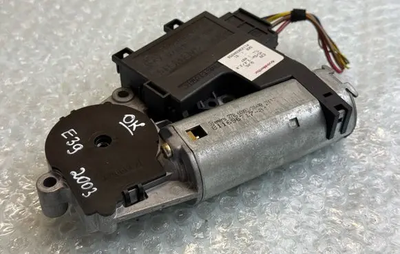 BMW 5 E39 Electric sunroof installation 676183814809 67618381480 8381480