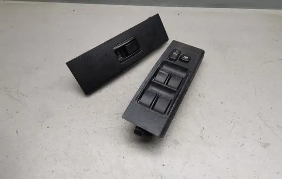 Toyota Corolla Verso AR10 Electric window control switch 742310F030 848200F030