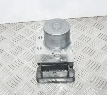 Volkswagen Polo VI ABS Pump
