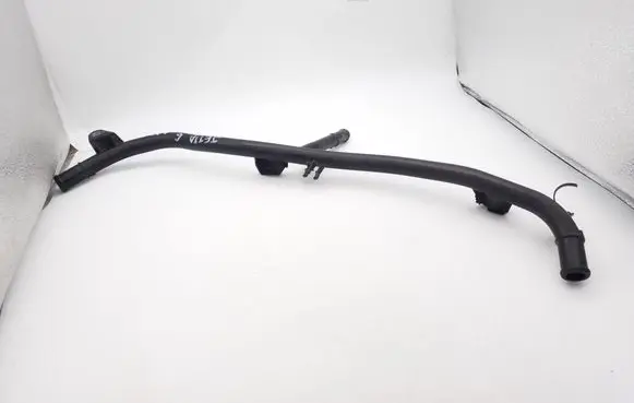 Volkswagen Jetta VI Engine coolant pipe/hose 04E121070AC