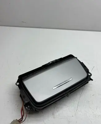 BMW 3 E90 E91 Ashtray (front) 7078571