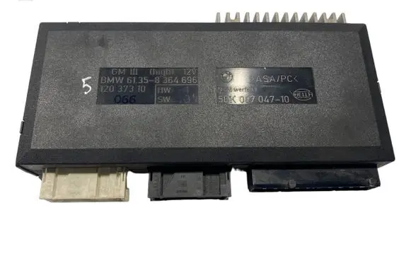 BMW 5 E39 Comfort/convenience module 8364696 61358364696 12037310