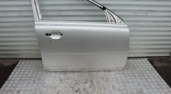 Volvo S60 Front door