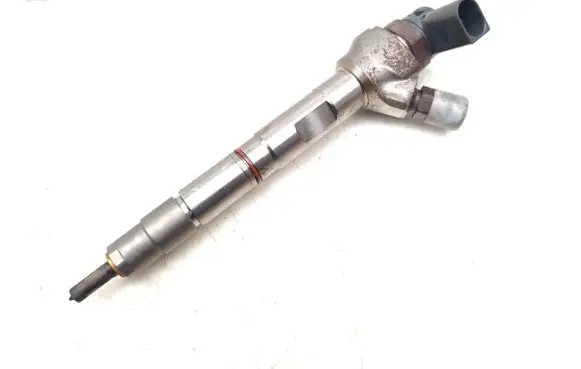 Audi A5 Fuel injector 04L130277AE 0445110471