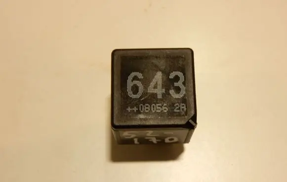 Audi A6 S6 C6 4F Other relay 8K0951253 52170