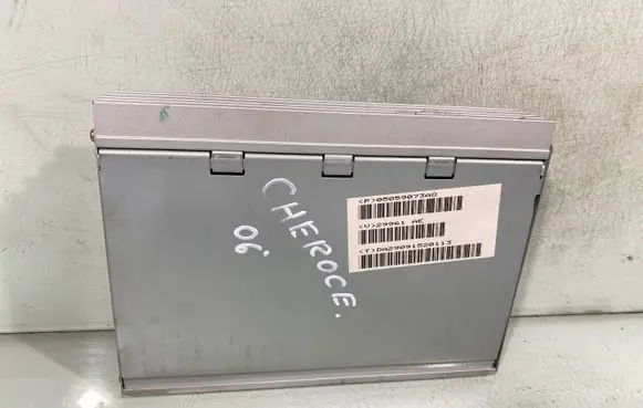Jeep Grand Cherokee (WK) Sound amplifier 05059073a0