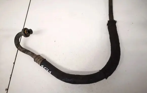 Volvo V70 Power steering hose/pipe/line