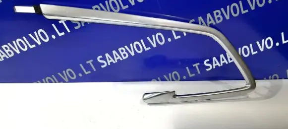 Volvo XC60 Front door card panel trim 8635859