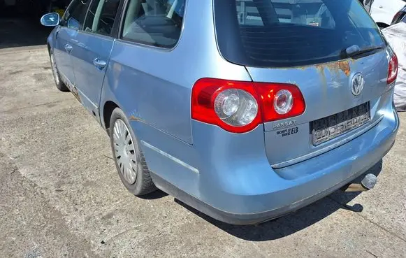 Volkswagen PASSAT B6 Rear/tail lights 120011160307 VWZZZ3CZ6E082501