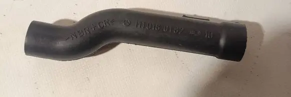 Mercedes-Benz CLK A208 C208 Breather/breather pipe/hose A1110180182