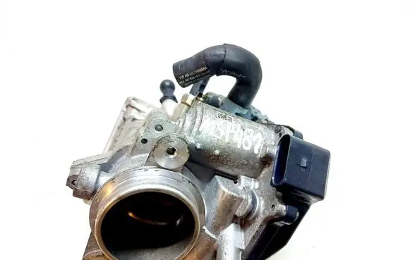Skoda Octavia Mk3 (5E) Throttle valve 04L128063T 04L128059T AC294859900
