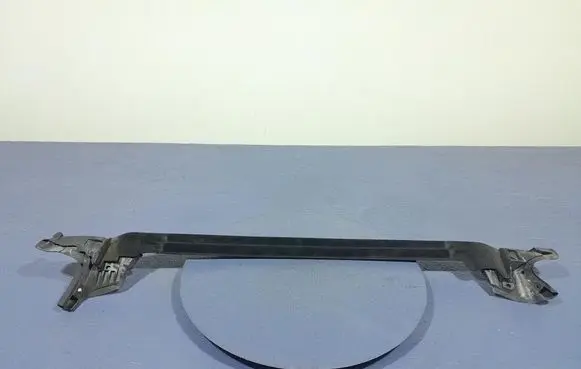 BMW M4 F82 F83 Front door rubber seal 7483105