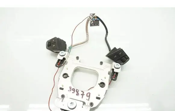 Opel Antara Steering wheel buttons/switches 96628660 96628662