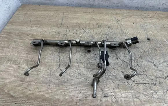 BMW 7 F01 F02 F03 F04 Fuel main line pipe 7537319