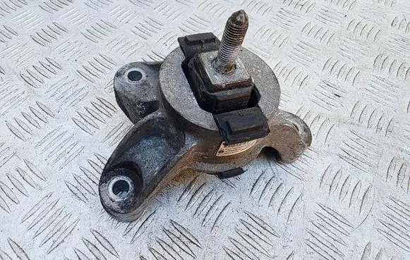 Mini One - Cooper Coupe R56 Gearbox mount 6779806