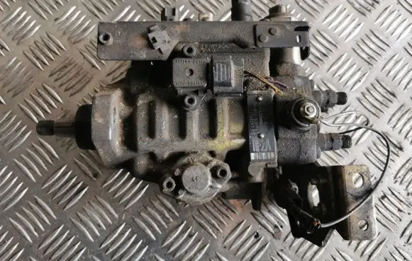 Mazda 323 F Fuel injection high pressure pump 0965005001609U012743