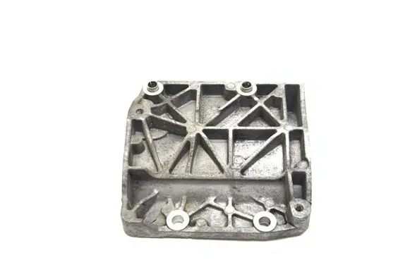 Jaguar XJ X350 Generator/alternator bracket 2W93190624AA
