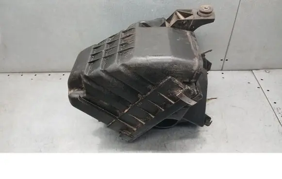 Audi A6 S6 C5 4B Air filter box