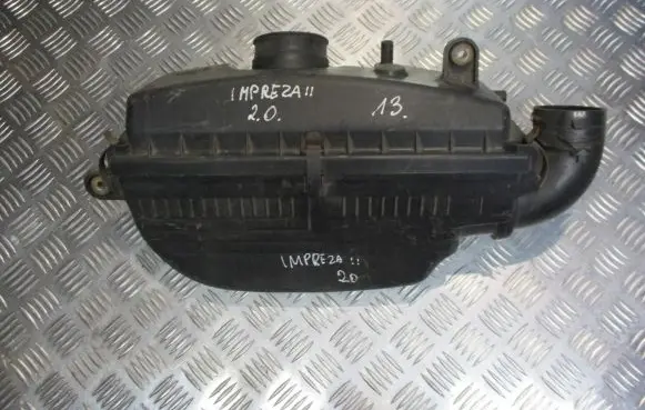 Subaru Impreza II Air filter box