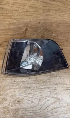 Front indicator light