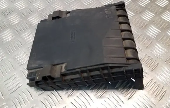 Audi A3 S3 8P Fuse box cover 1K0937132F
