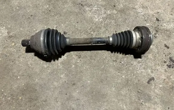 Volkswagen PASSAT B8 Front driveshaft