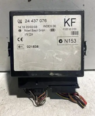 Opel Zafira A Comfort/convenience module 24437076 021838