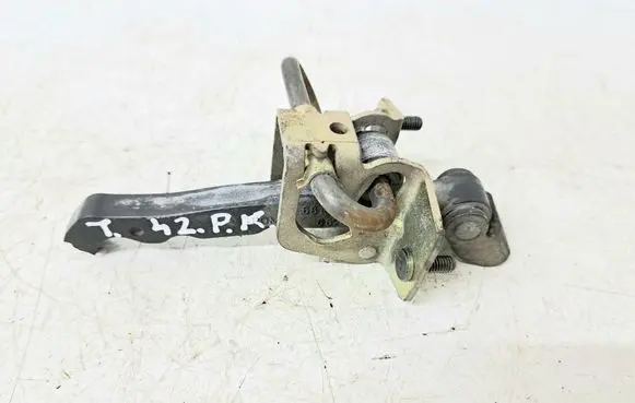 Volvo S80 Front door check strap stopper