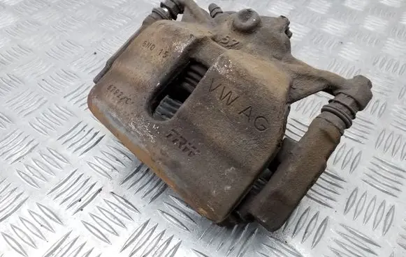 Skoda Octavia Mk3 (5E) Front brake caliper 6792