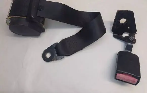 Peugeot 307 Front seatbelt 804889