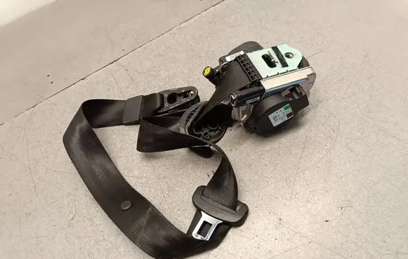 Audi A4 S4 B9 Front seatbelt 0589P10021 635372400A 010R0000