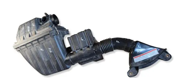 Suzuki Ignis Air filter box 1370086G00 1387086G00 1376586G00