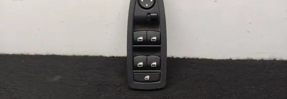 BMW 1 F20 F21 Electric window control switch 9208109