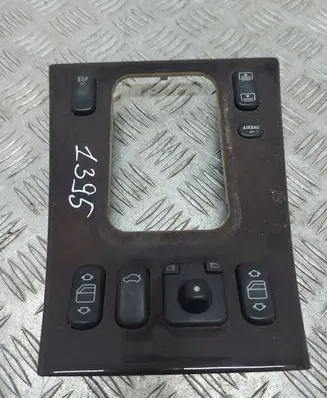 Mercedes-Benz CLK A208 C208 Electric window control switch 2088202910