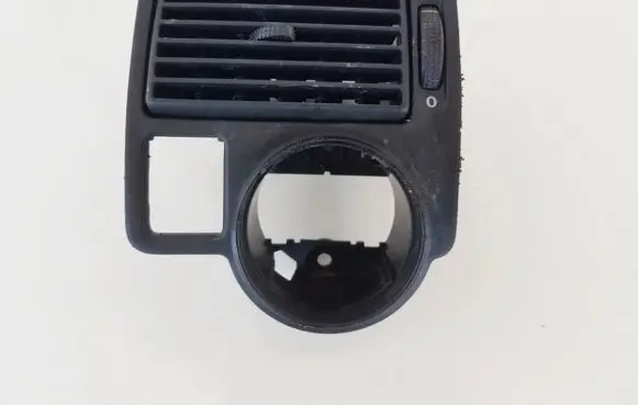 Volkswagen Golf IV Dash center air vent grill 1j1815715a