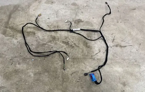 Audi A3 S3 8V Front door wiring loom 8V4971036 8V4971036BC