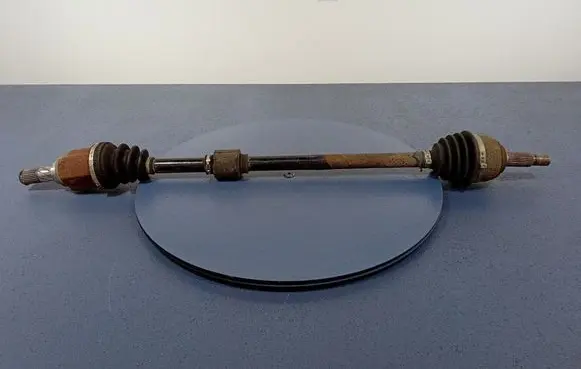 Nissan Note (E11) Front driveshaft