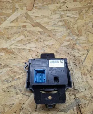 Peugeot 3008 II Other control units/modules 9832228080